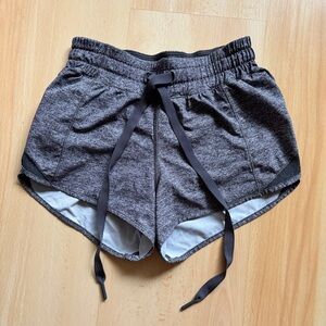 Lululemon Hotty Hot Low-Rise Lined Short 4"